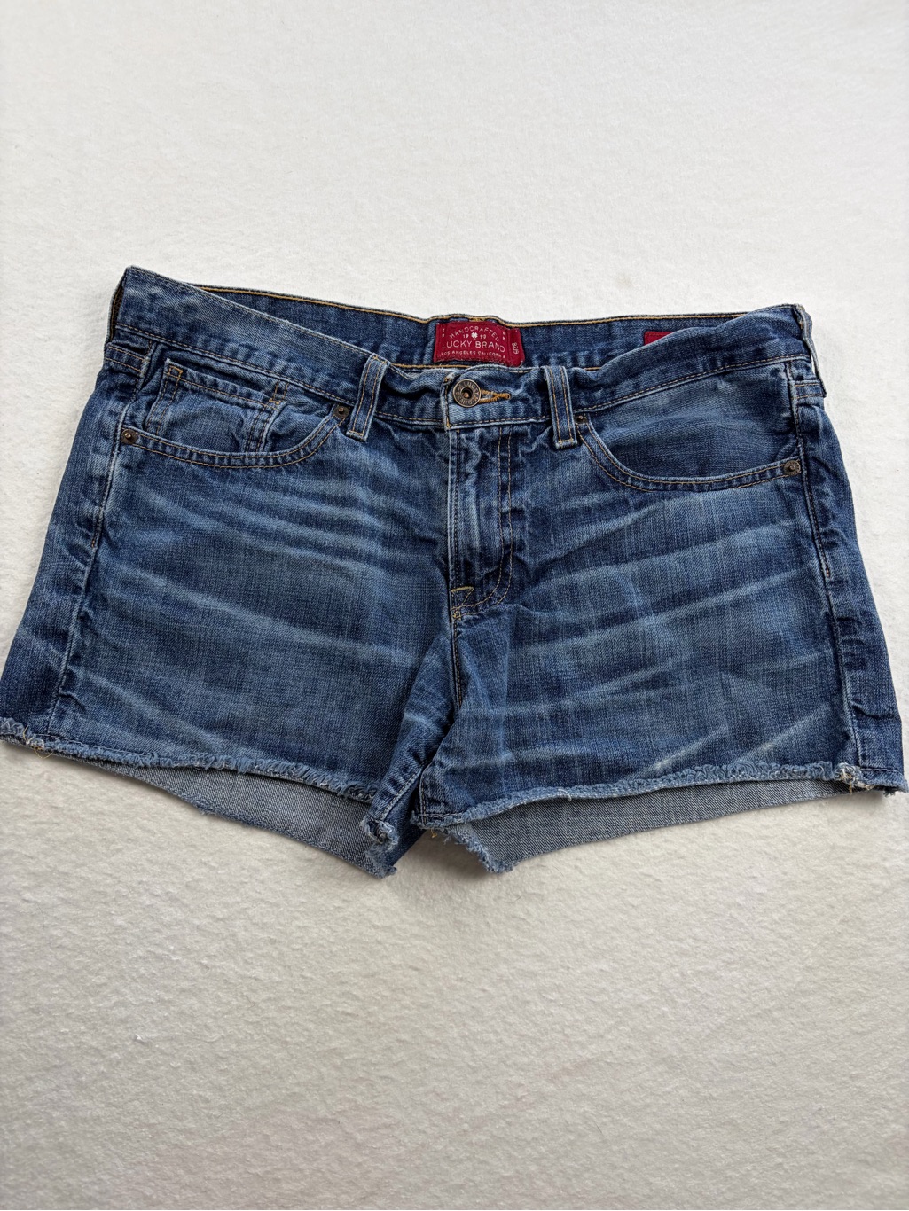 Lucky Brand Blue Denim Jeans With Red Label